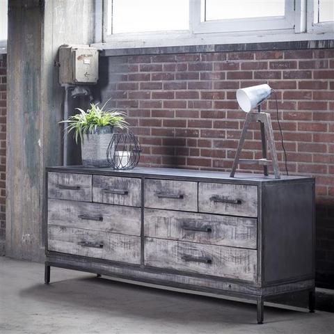 Mioni Ruff dressoir showroom model