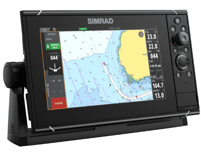 Simrad NSS9 evo3S met Halo20+ met radar inclusief 300 euro Simrad spring deal voordeel
