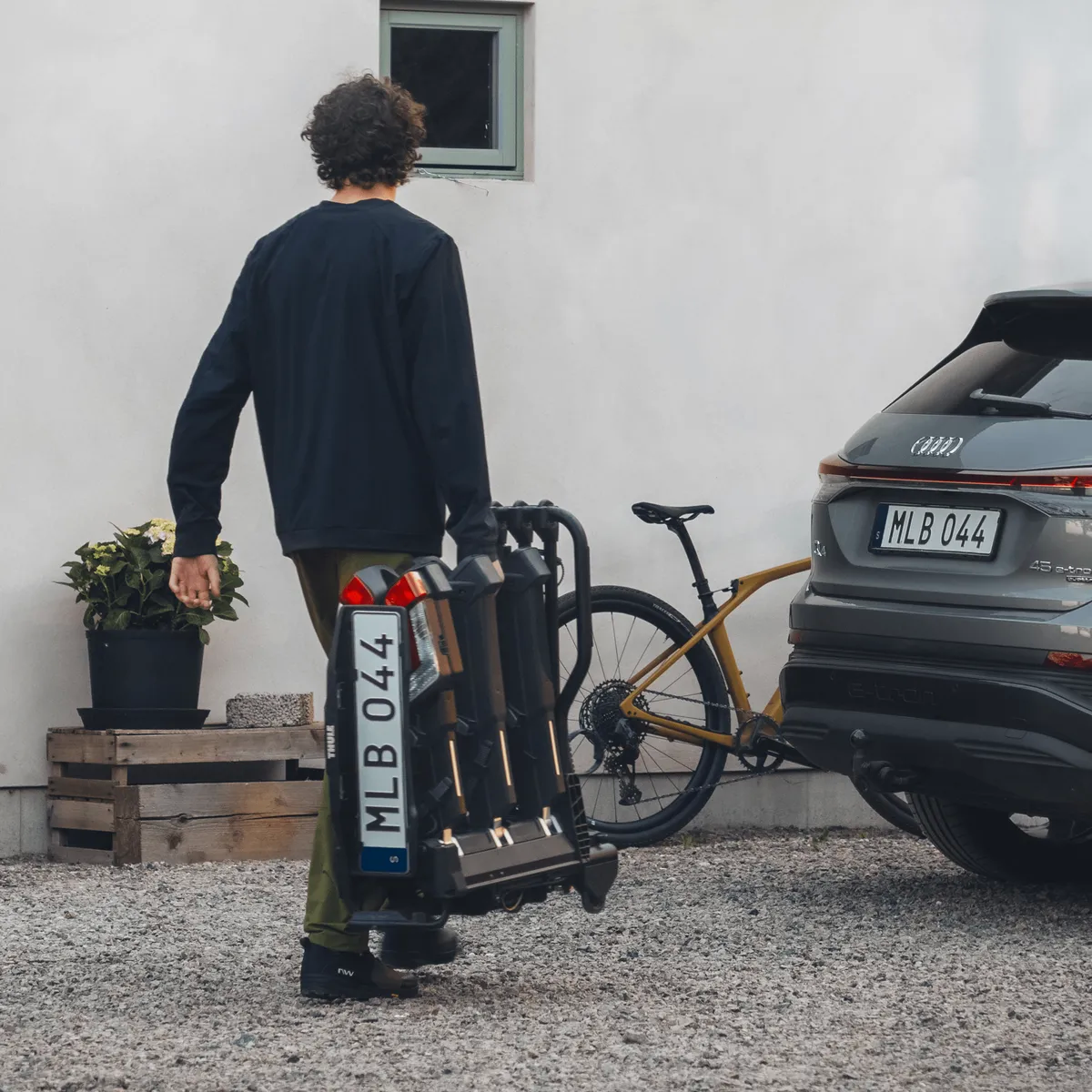 Thule EasyFold 3 945 platformfietsendrager voor 3 fietsen