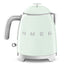 Smeg KLF05PGEU mini waterkoker jaren 50 model